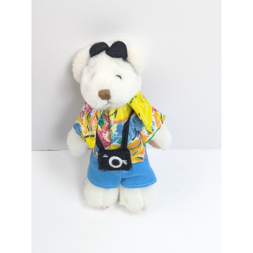 Vintage Wee Bear Village GANZ Bear Hal E. Day Tourist 2000